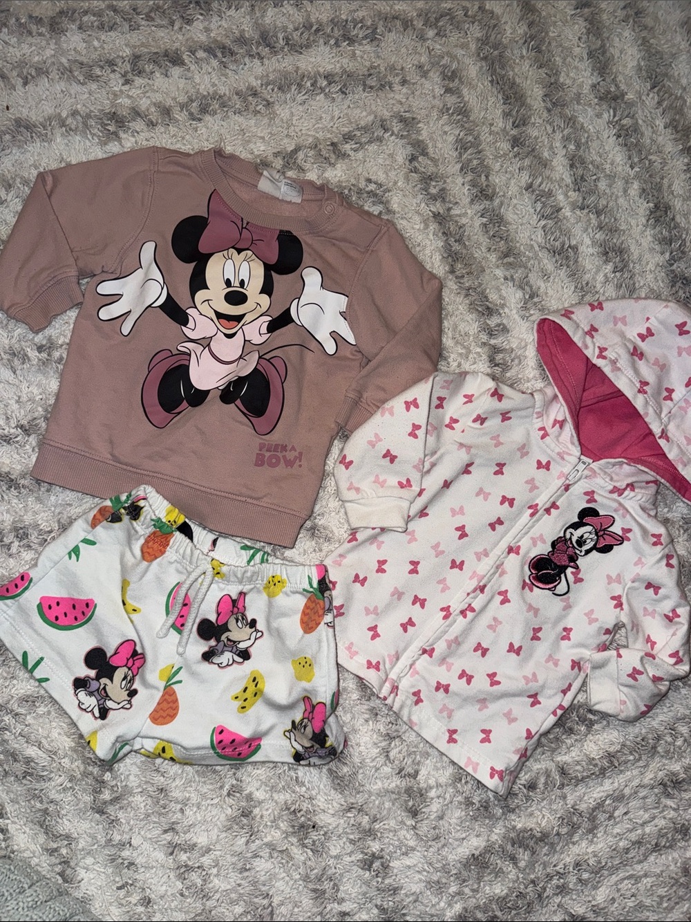 9-12m Disney Minnie Mouse Pink Kids Sweat shirt,sweater,shorts- 3-Piece